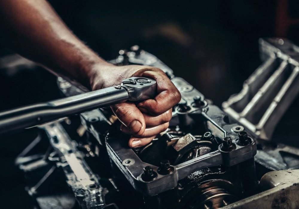 V8 Car Engine Repair